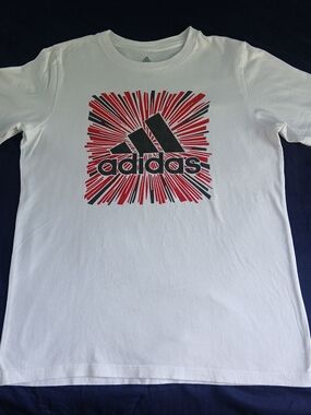 adidas White Tee with Red & Black Burst Logo Size Large (14-16)